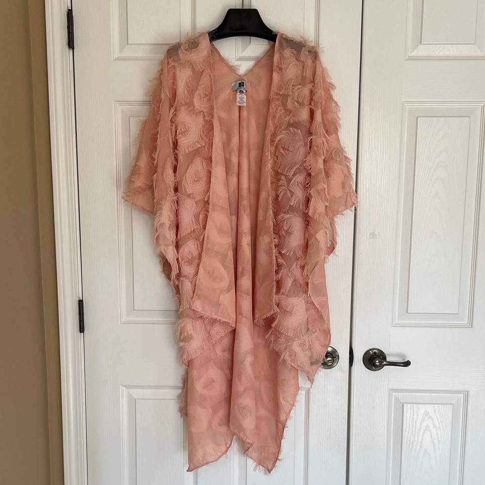 Laundry by Design Peach Whip Wispy Ruana Lightweight Wrap Perfect for Layering